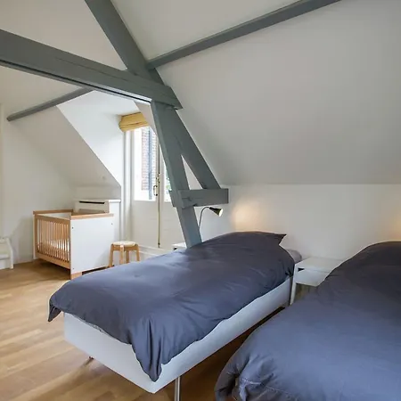 Holiday home T Oude Koetshuis